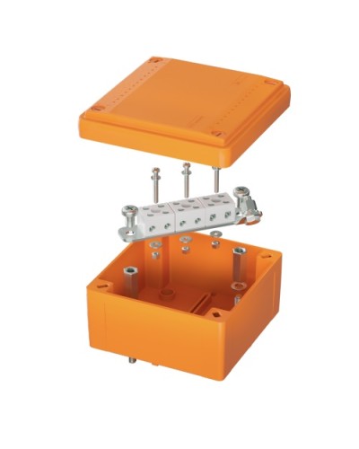 Коробка пластиковая FS с гладкими стенками и клеммниками IP56 100х100х50мм 6р 450V,6A, 4мм.кв DKC (FSB10604) в Санкт-Петербурге Распределительные коробки Pintop.ru