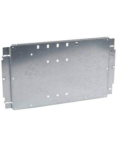 Пластина Legrand 020207 в Санкт-Петербурге Щиты электрические Pintop.ru